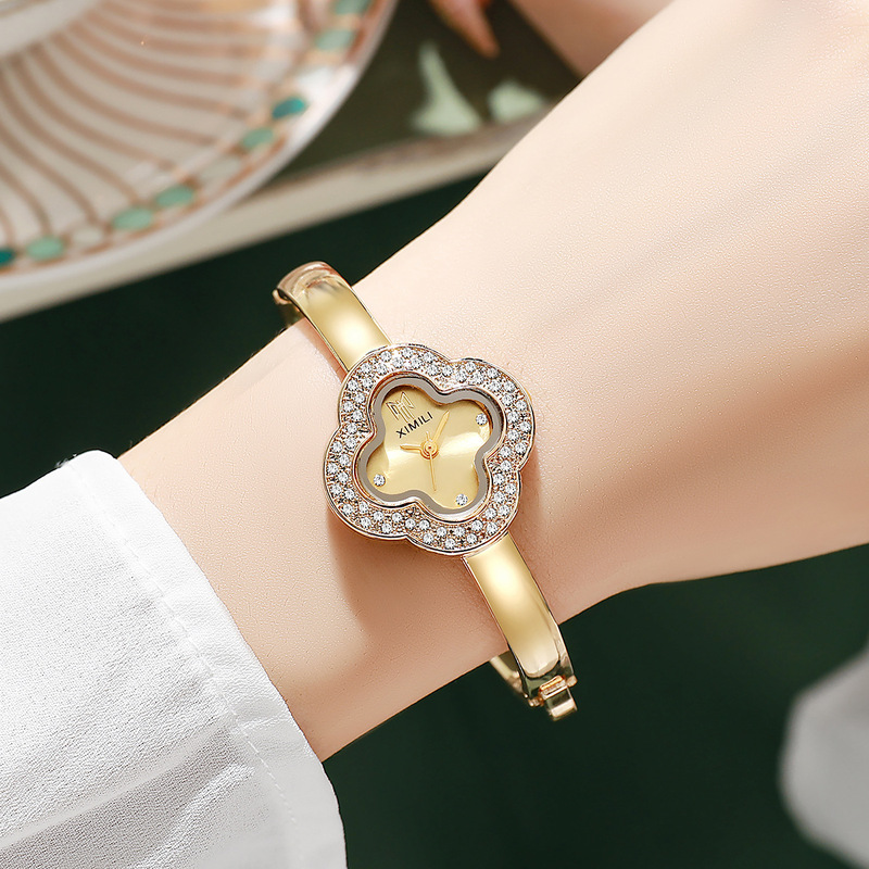 Luxury Watch For Girls - Montre-bracelet à quartz pour femme, design