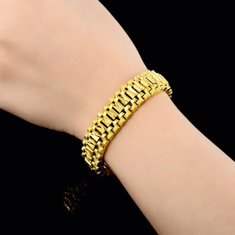 Bracelet de montre large en or - Luxury Watch Service avis et prix