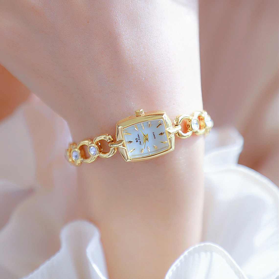 UTHAI – montre de luxe pour fe - Luxury Watch And Jewelry Brand avis et prix