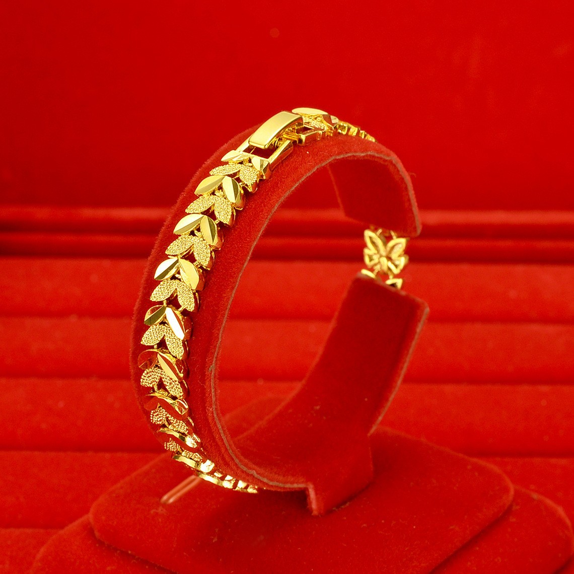 Montre pour femme Cynlo Jewelr - Luxury Watch Service avis et prix