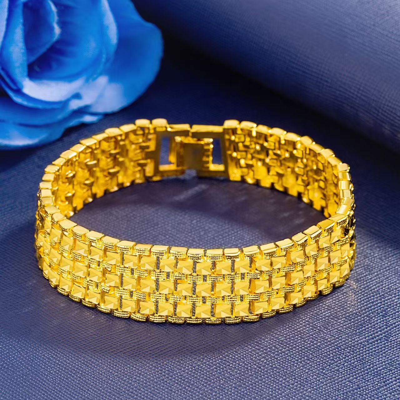 Bijoux Fylia - Bracelet de lux - Luxury Watch Service avis et prix