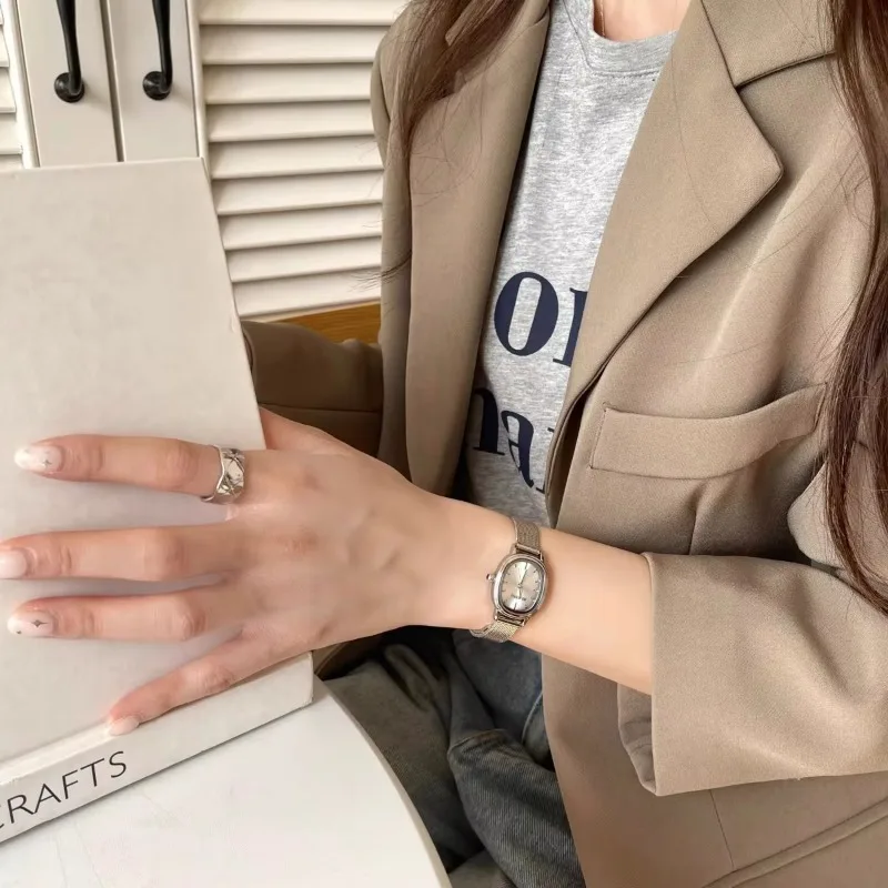 Petit cadran ovale montre vert - Luxury Watch For Girls avis et prix
